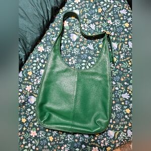 Coach leather hobo bag in grass green 💚